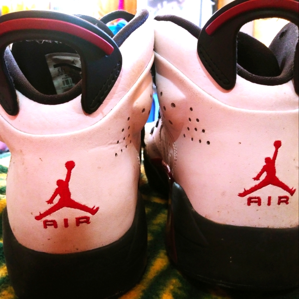 Nike air jordans size 5.5 youth